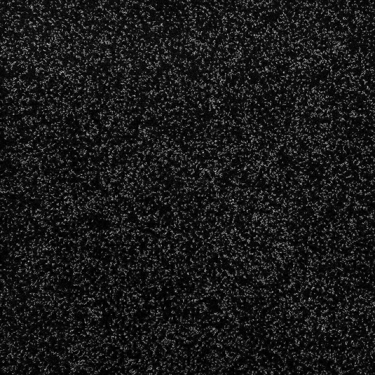Black 642342
